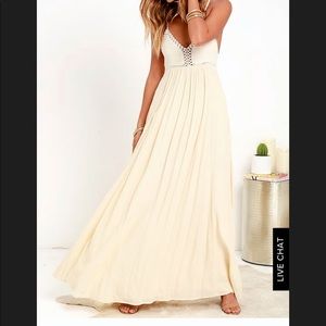 NWT HIPPIE CHIC CREAM MAXI DRESS